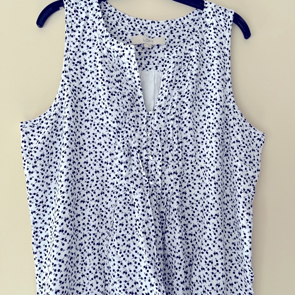 Sleeveless top
